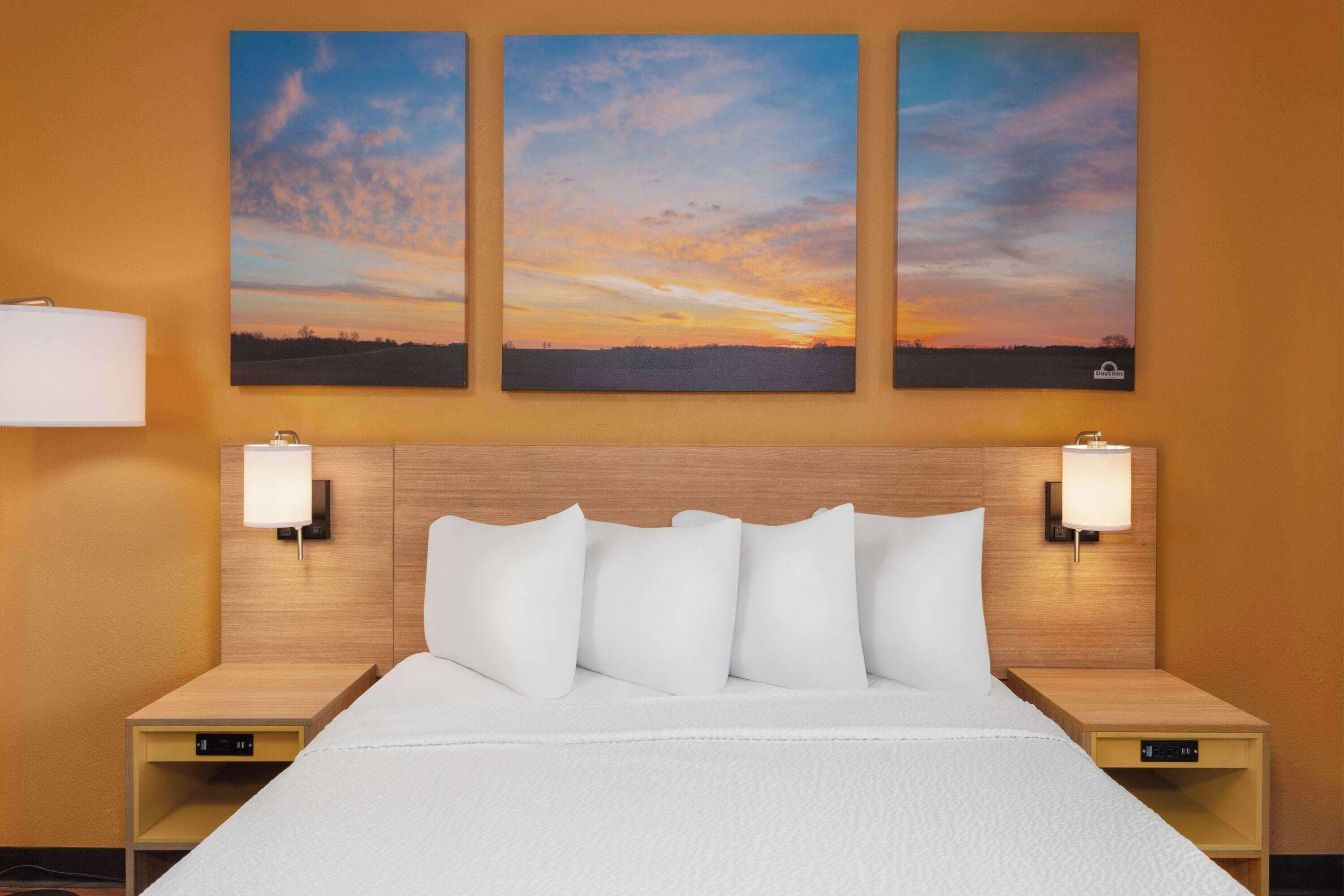 Foto - Days Inn by Wyndham Rockford I-90 Walking Distance to Casino