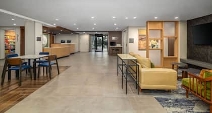 Fairfield by Marriott Inn & Suites Clinton