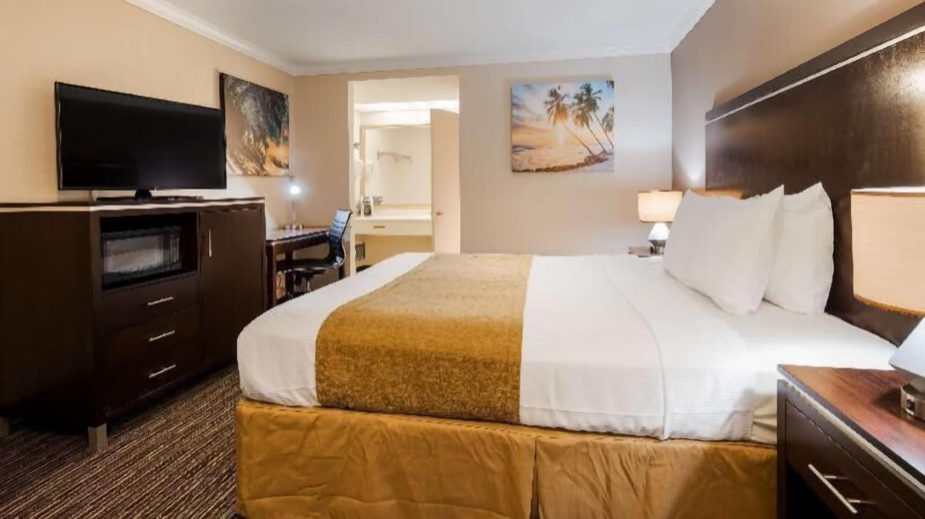 In-room safe, desk, blackout curtains, iron/ironing board