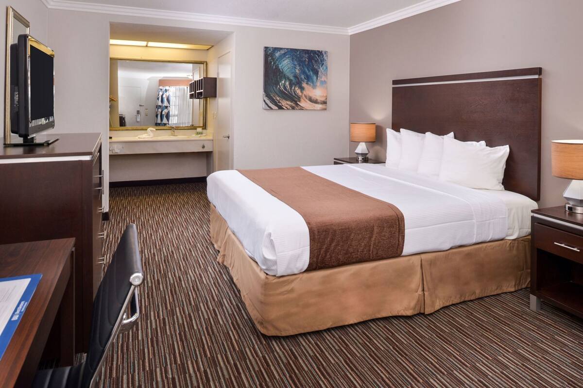 In-room safe, desk, blackout curtains, iron/ironing board
