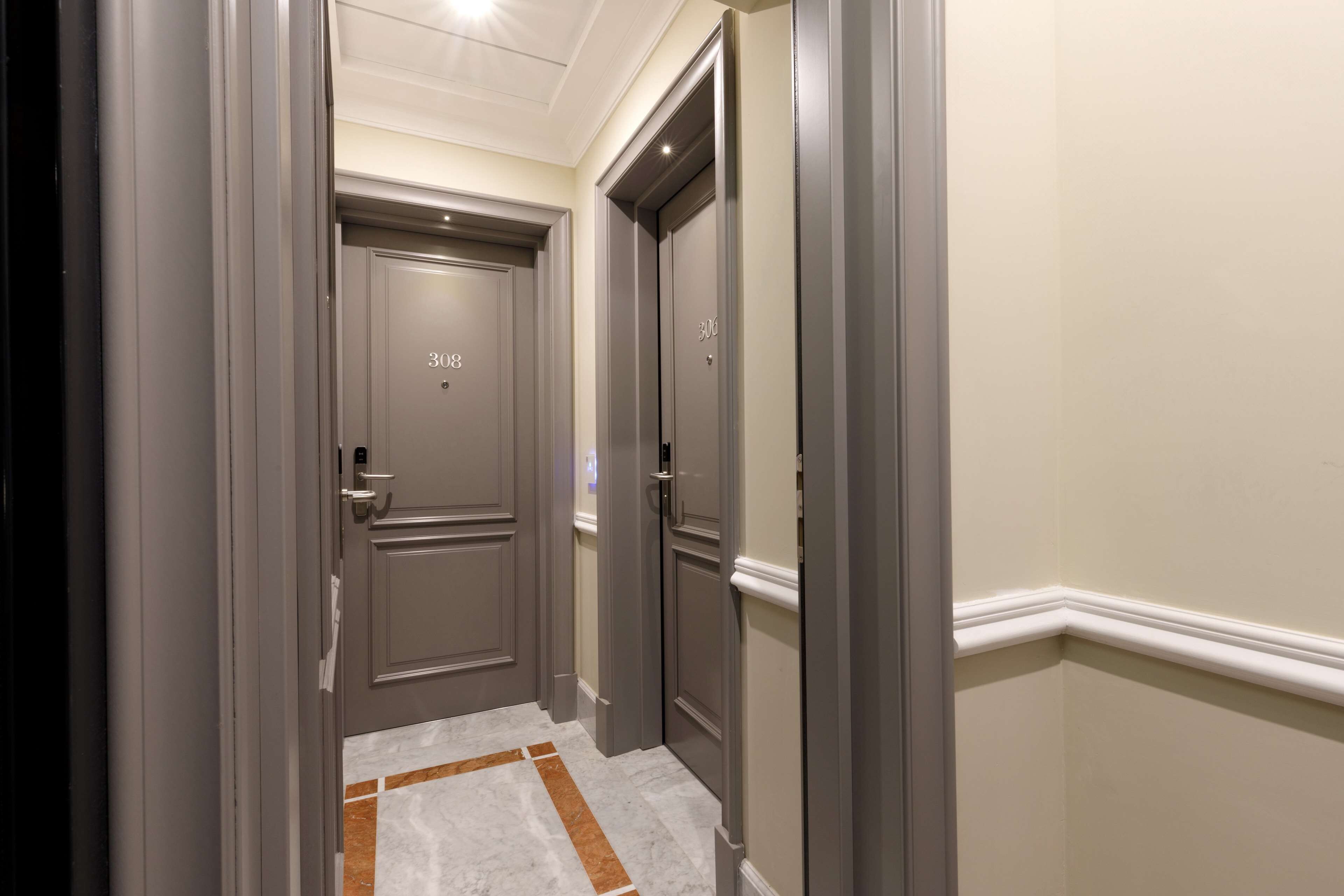 family room, multiple beds, non smoking, connecting rooms | 1 bedroom, down duvets, pillow-top beds, in-room safe