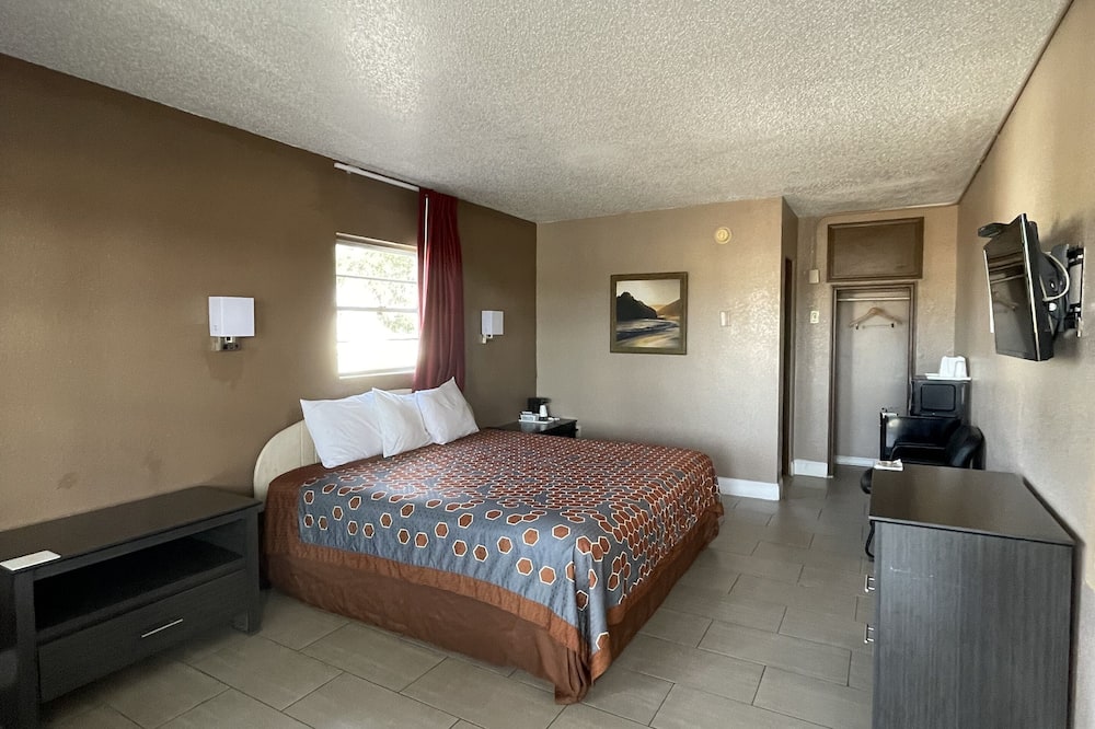 Sunset Inn