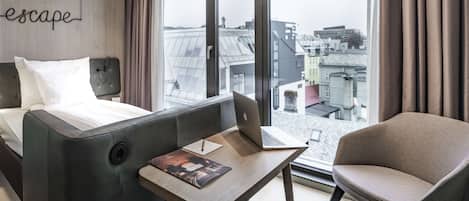 Classic enkelrum - 1 enkelsäng | Minibar, värdeförvaringsskåp på rummet och skrivbord