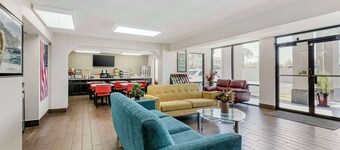 Econo Lodge Augusta, Downtown