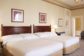 Premier Family Room | Hypo-allergenic bedding, minibar, in-room safe, desk - The Hotel Windsor (Melbourne)