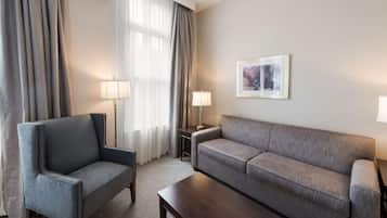 Habitación estándar, 1 cama King size, con acceso para personas discapacitadas (Queen sofabed) | Ropa de cama de alta calidad y caja de seguridad en la habitación