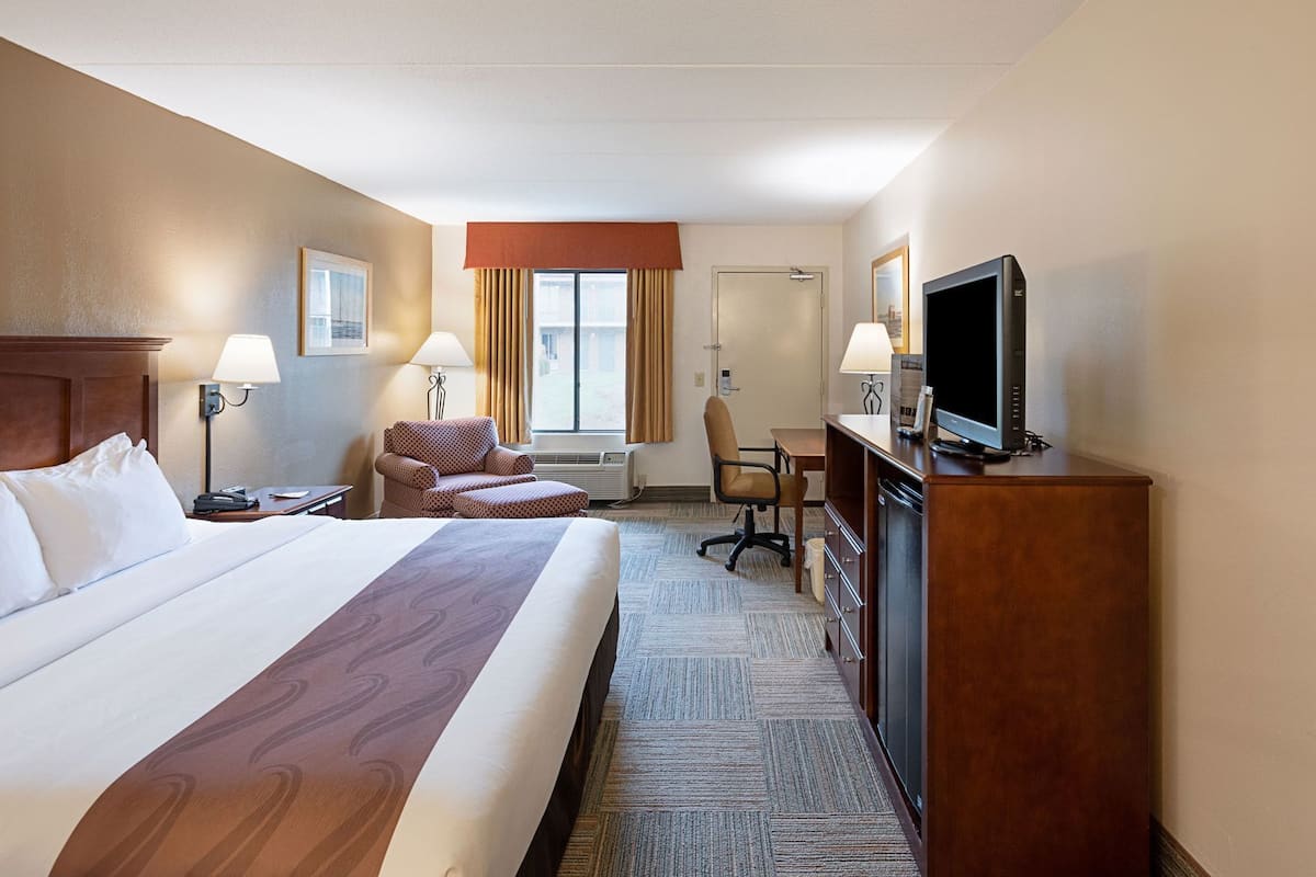 Desk, laptop workspace, free WiFi, bed sheets
