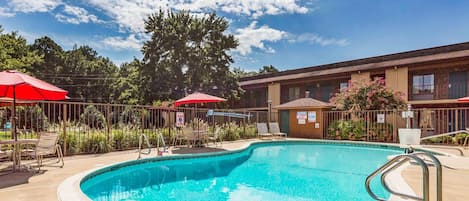 Seasonal outdoor pool