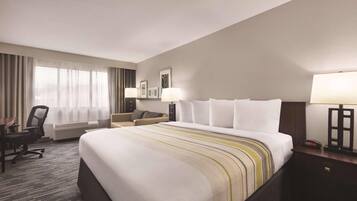 Caja de seguridad en la habitación y escritorio