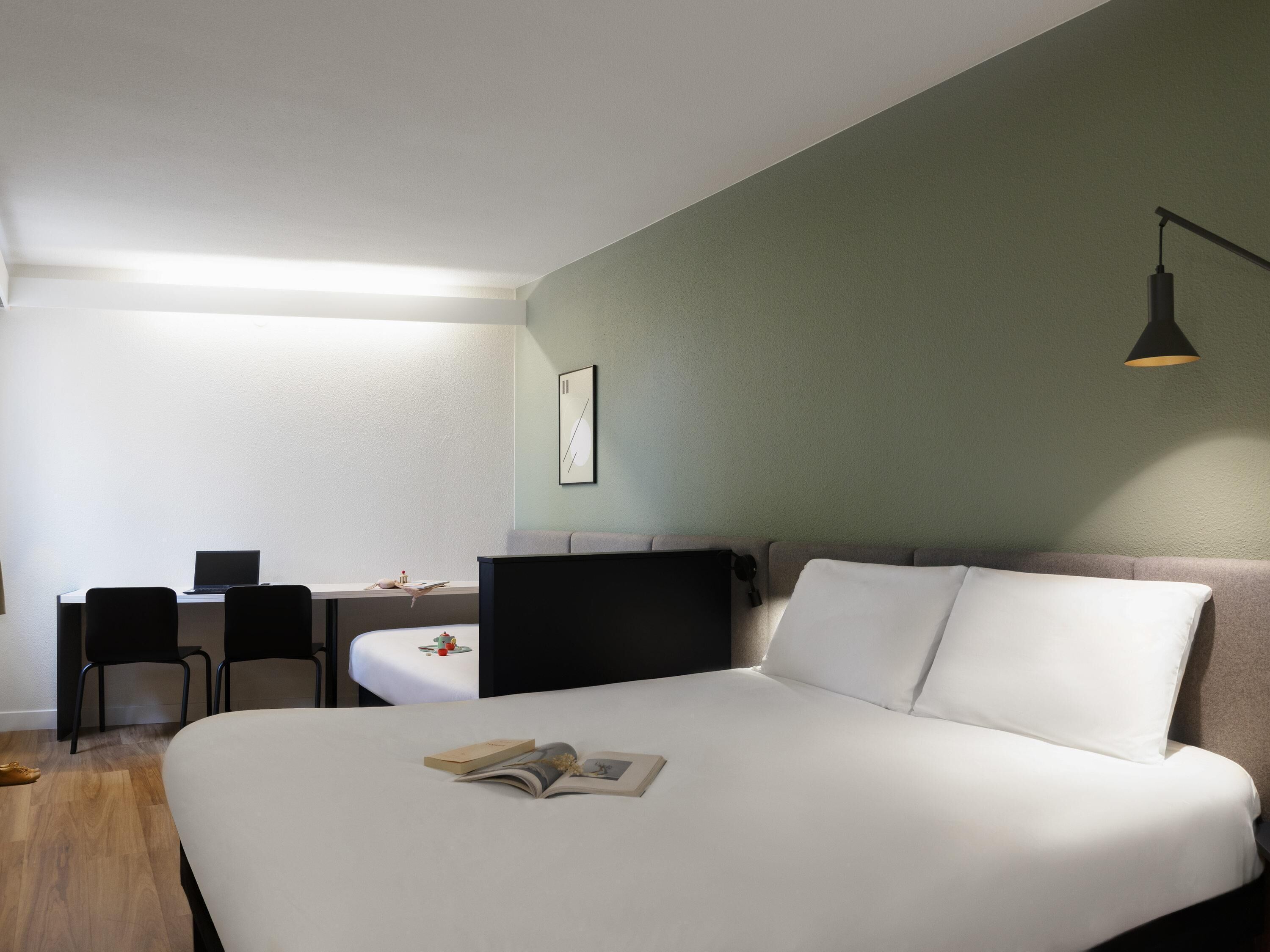 1 bedroom, premium bedding, desk, blackout curtains