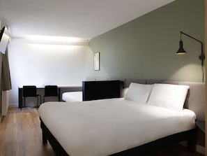 1 quarto, roupas de cama premium, individualmente mobiliados