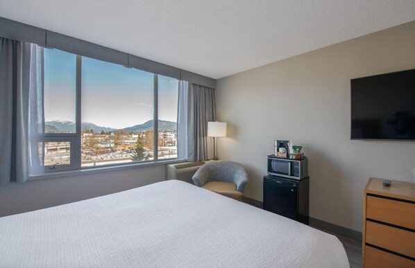 Coast Two Queen Bed