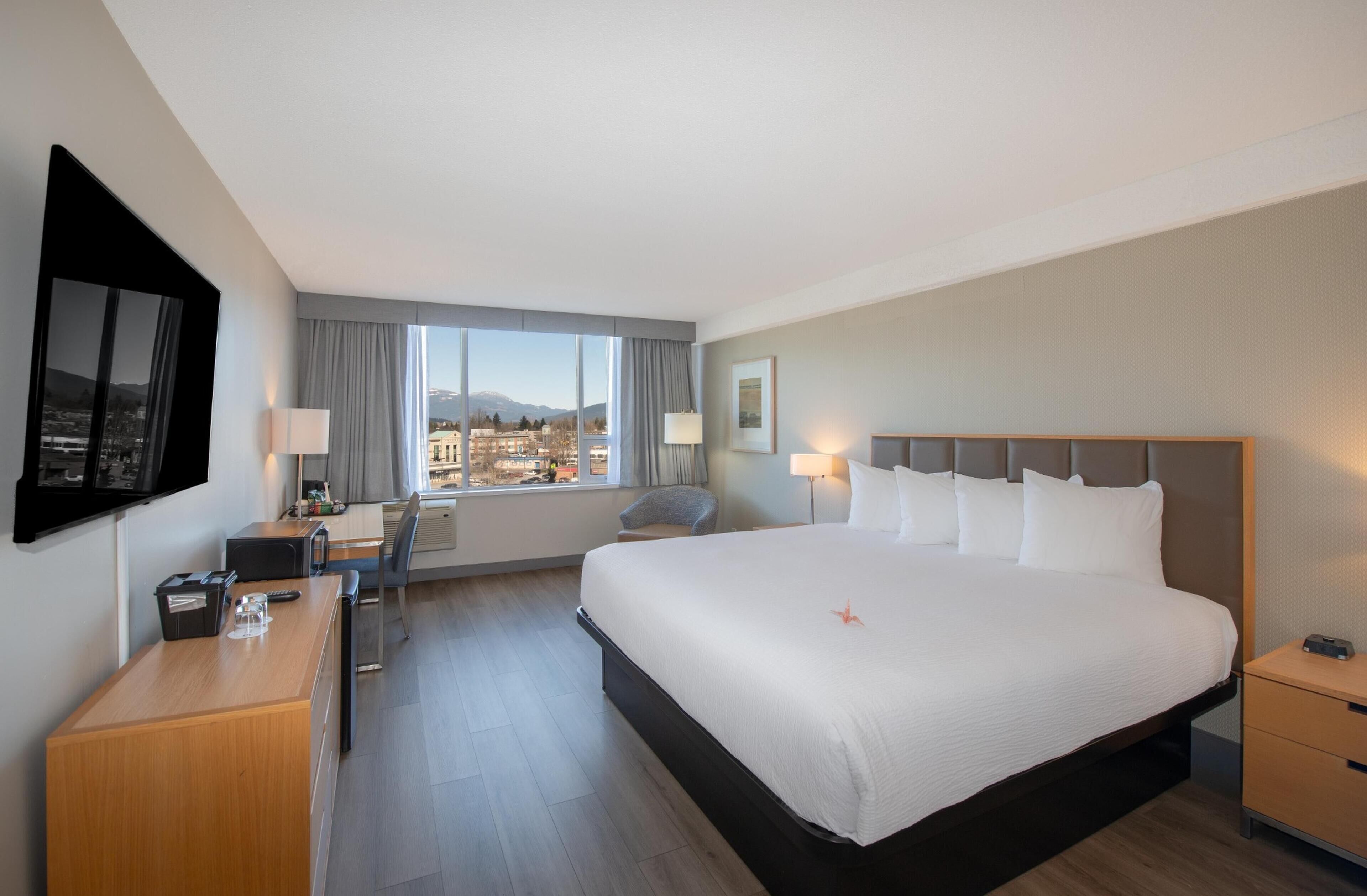 Quarto, 1 cama King (Coast King) | Cofres nos quartos, escrivaninha, espaço de trabalho para notebook