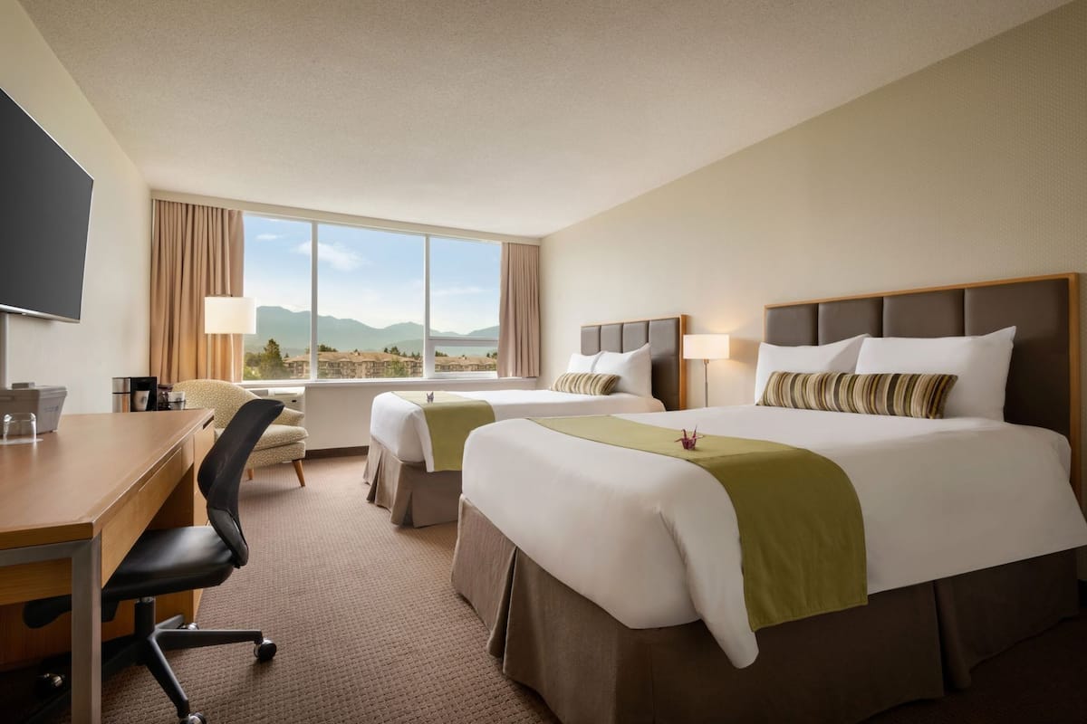 In-room safe, desk, laptop workspace, blackout drapes