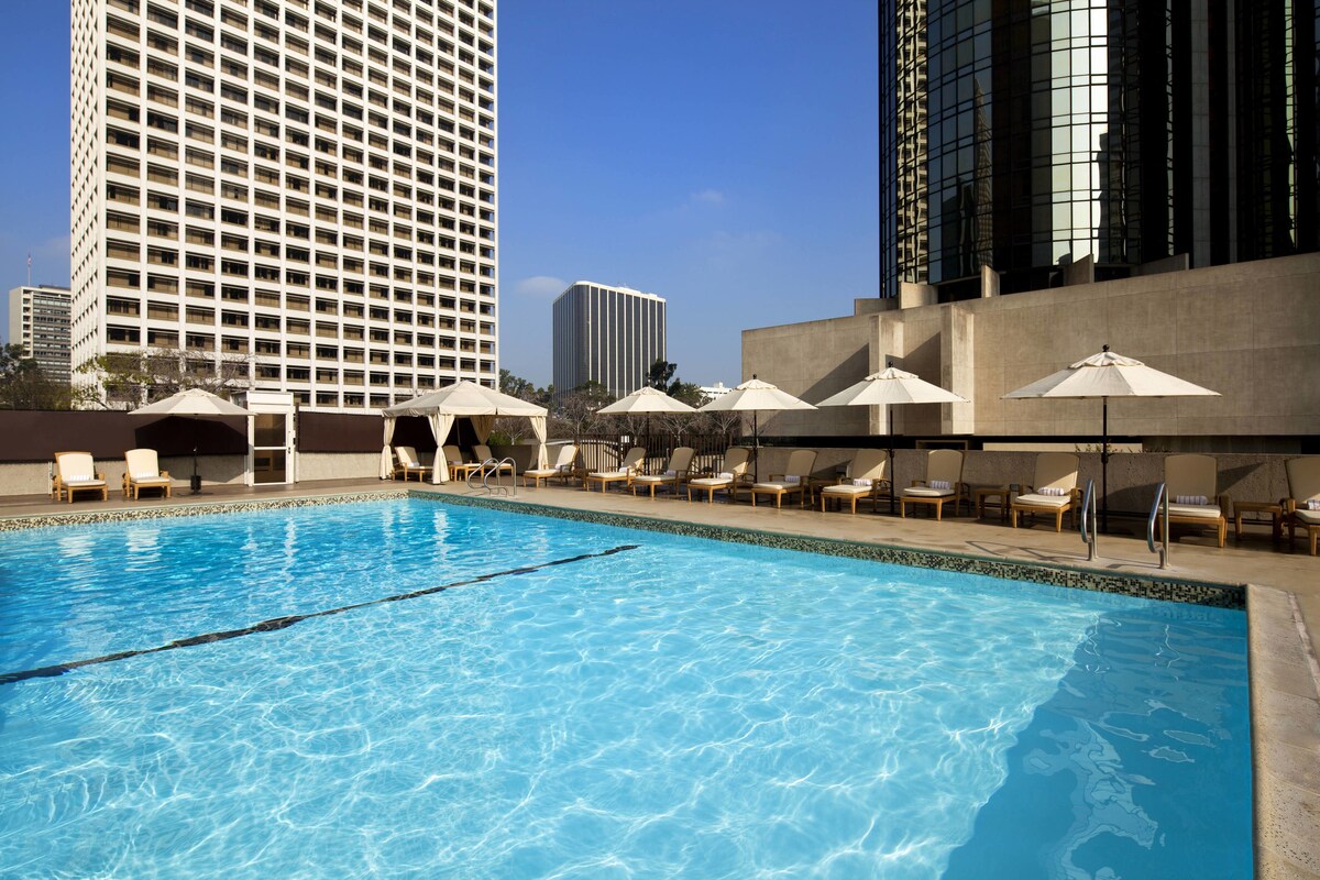 The Westin Bonaventure Hotel and Suites, Los Angeles Reviews, Deals & Photos 2023 Expedia.ca