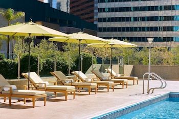 Pool (outdoor) at The Westin Bonaventure Hotel and Suites, Los Angeles