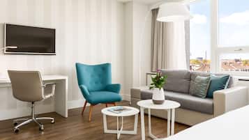 Minibar, in-room safe, desk, soundproofing