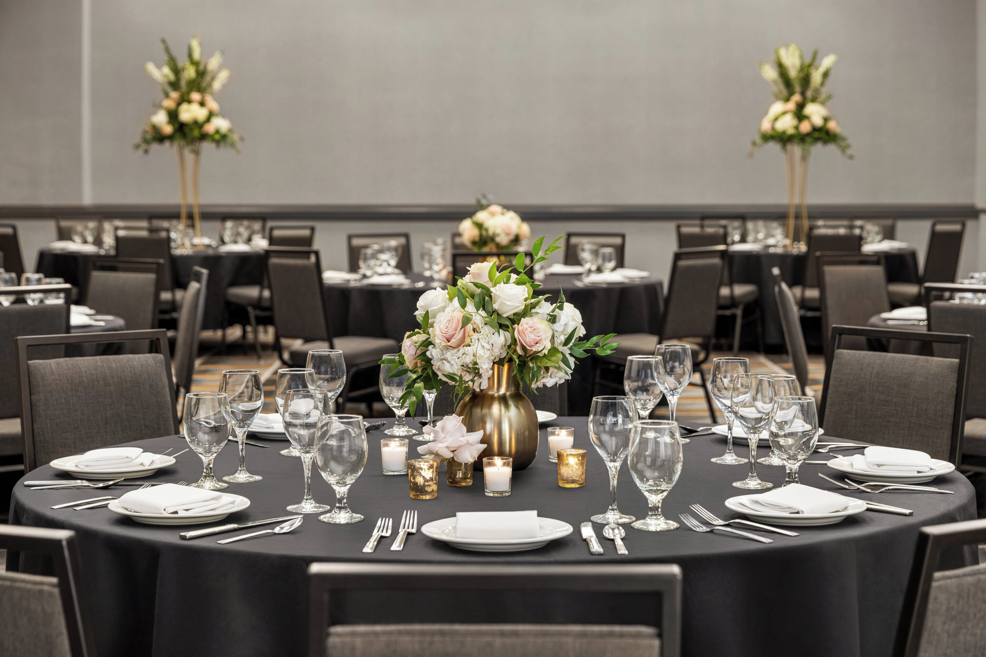 Photo - Crowne Plaza Louisville Airport Expo Ctr by IHG