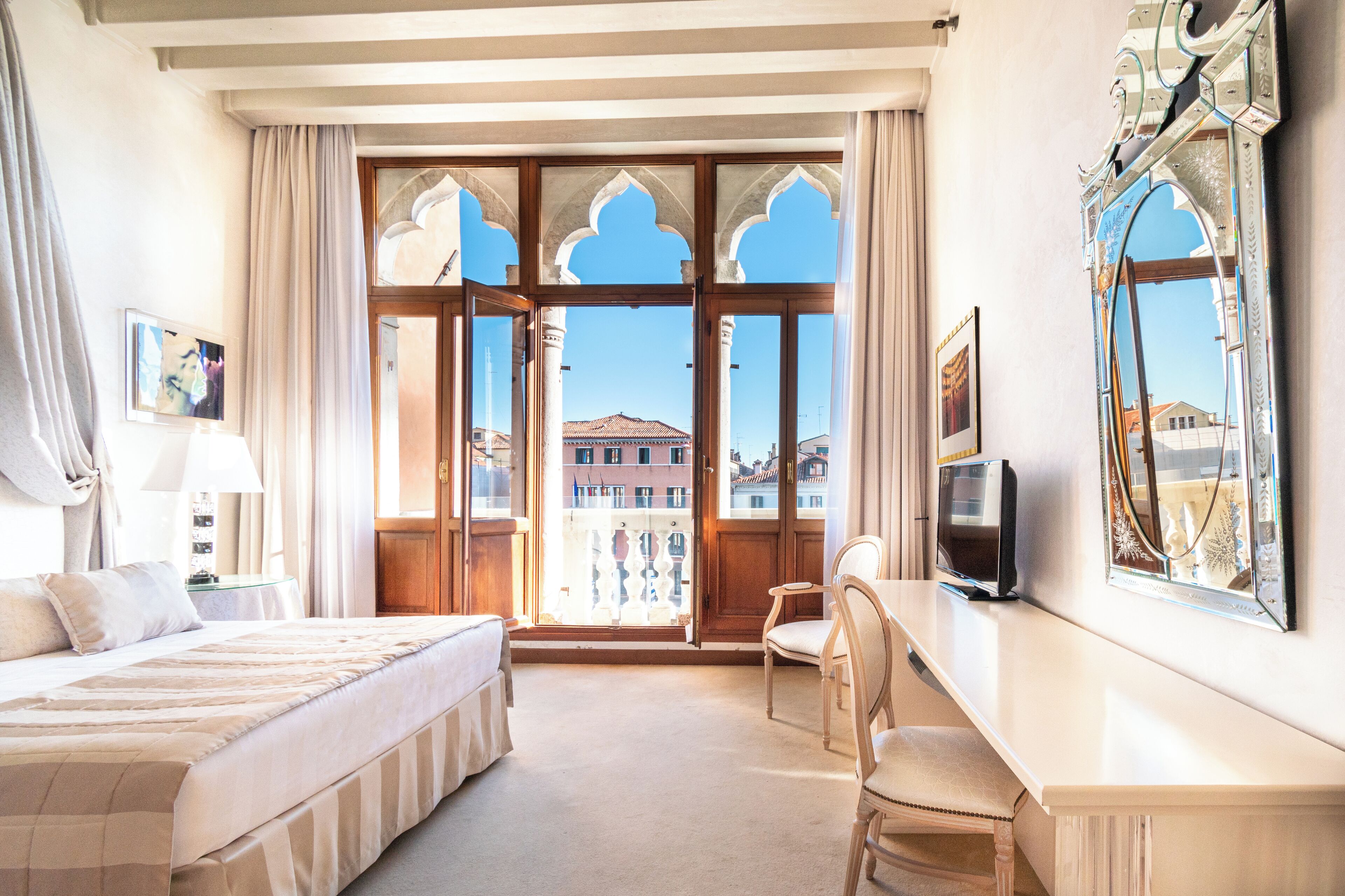 Chambre Deluxe Double ou avec lits jumeaux, vue canal