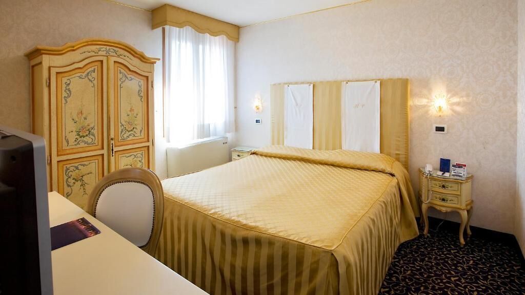 Literie de qualité supérieure, minibar, coffres-forts dans les chambres