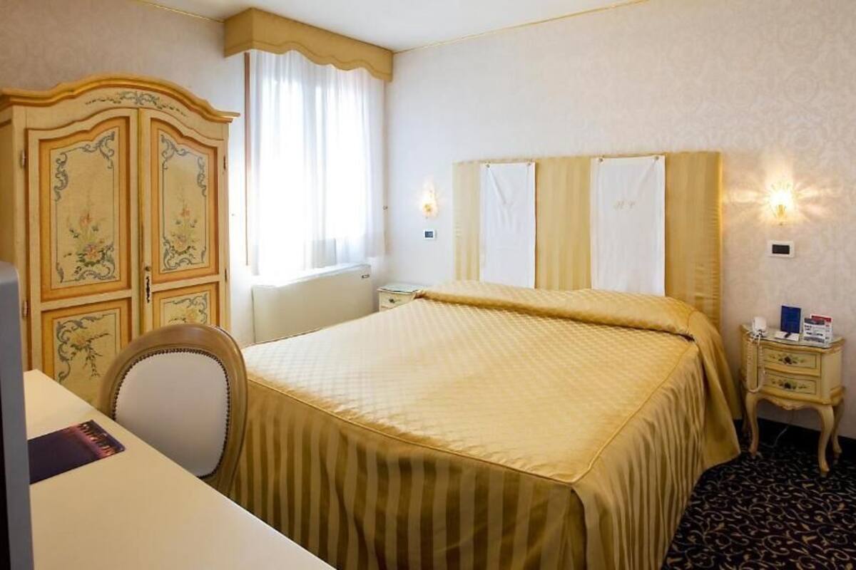 Literie de qualité supérieure, minibar, coffres-forts dans les chambres
