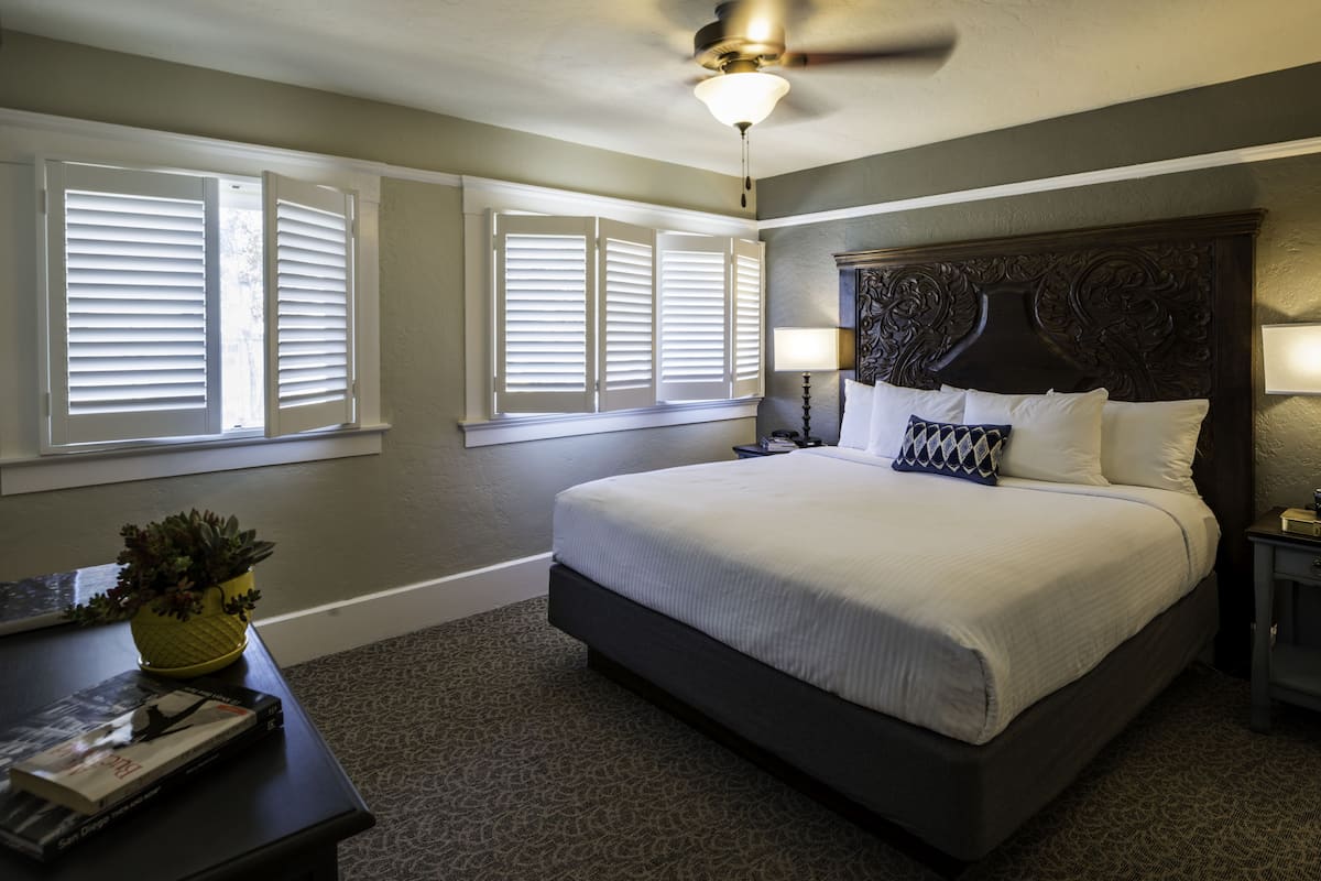 1 bedroom, premium bedding, in-room safe, desk