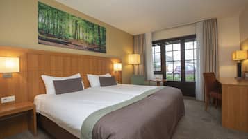 Standard Double Room | In-room safe, desk, blackout drapes, free WiFi