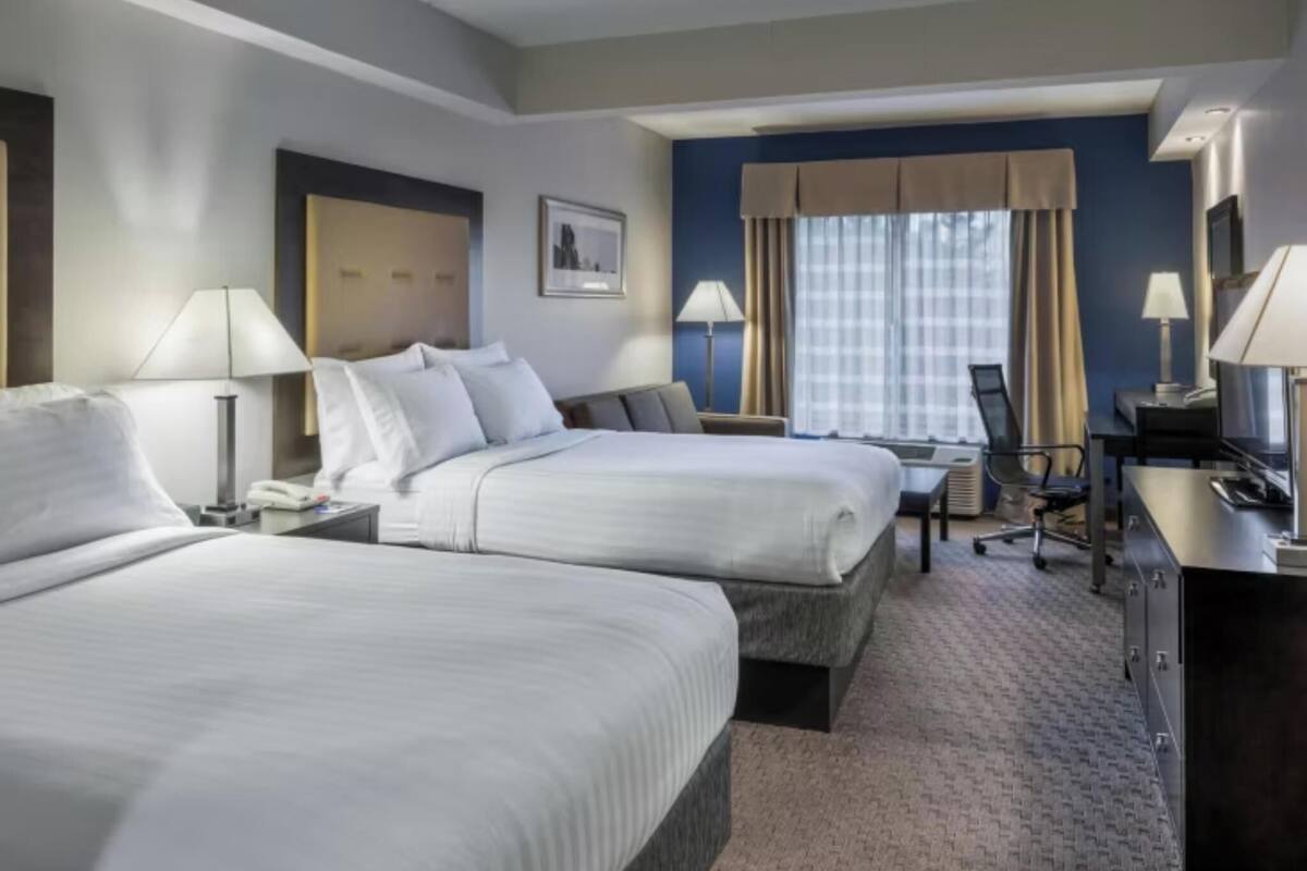 In-room safe, desk, laptop workspace, blackout drapes
