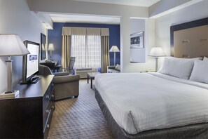 In-room safe, desk, laptop workspace, blackout drapes - Holiday Inn Express Hotel and Suites Laurel by IHG (Laurel)