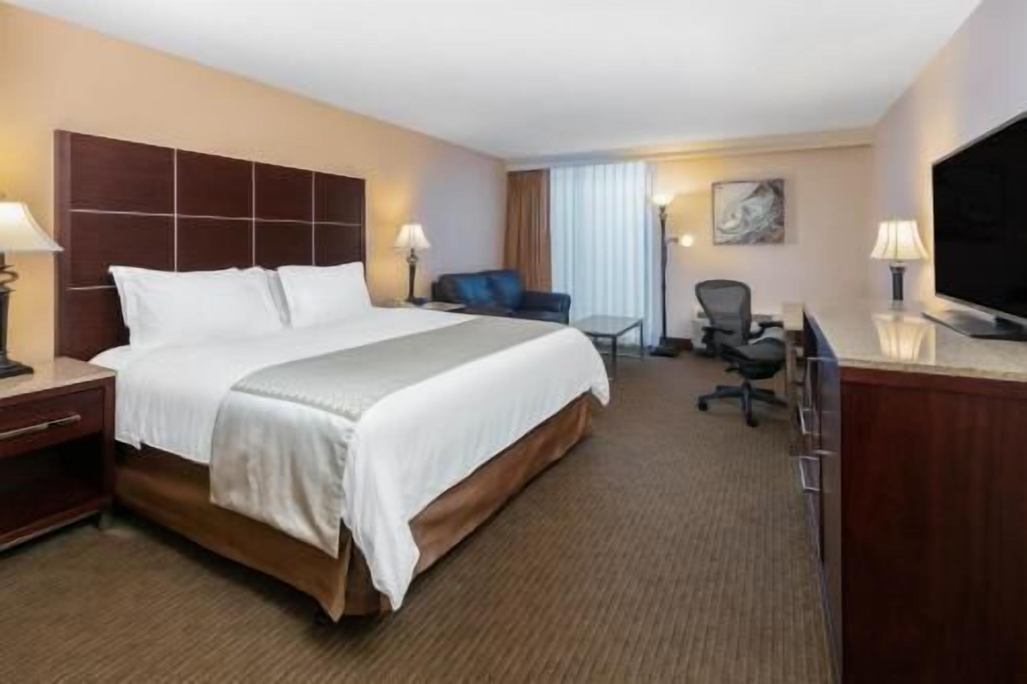 Ropa de cama de alta calidad y camas con pillow-top 