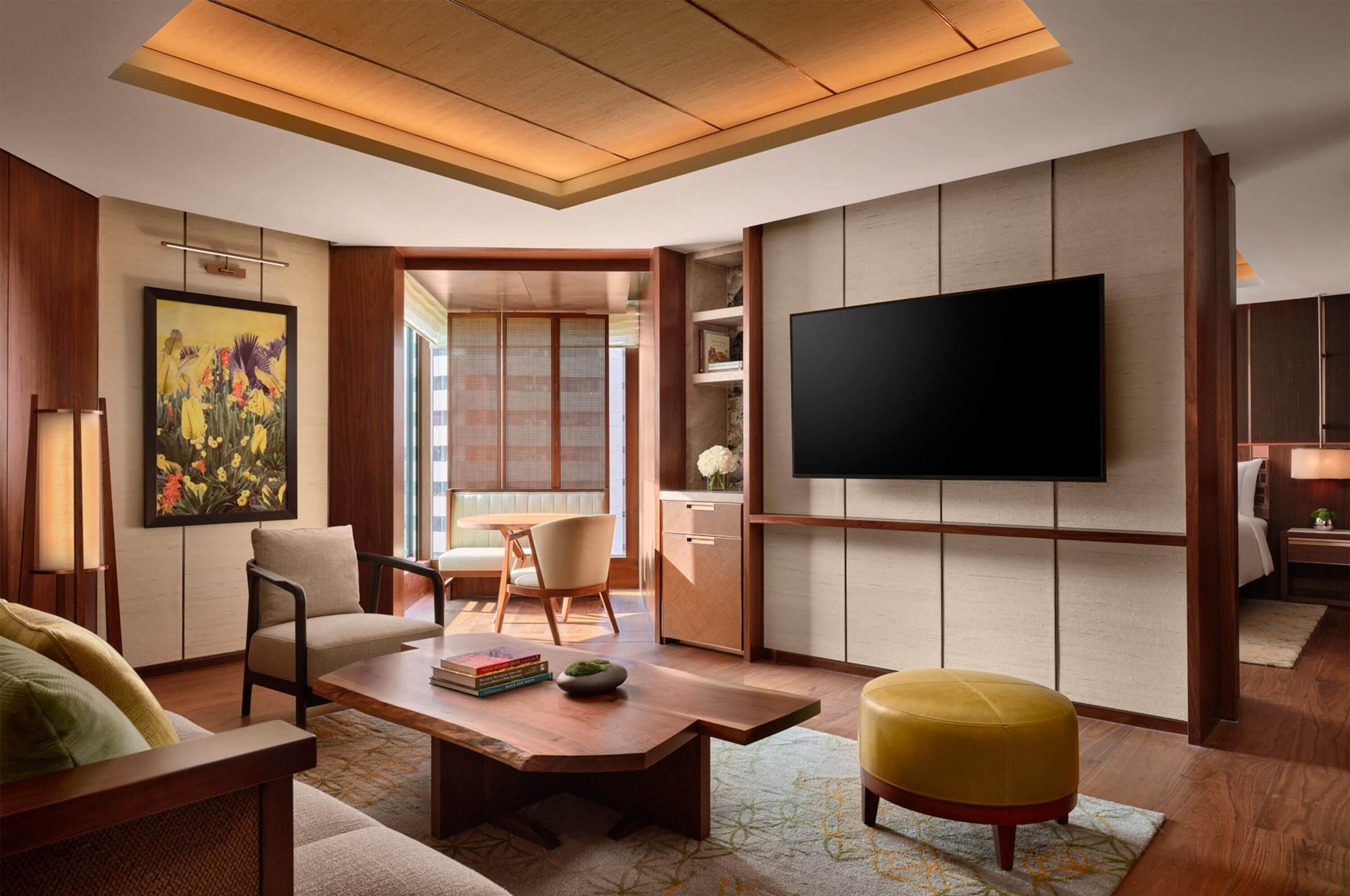 presidential suite, 1 king bed | minibar, in-room safe, desk, blackout curtains