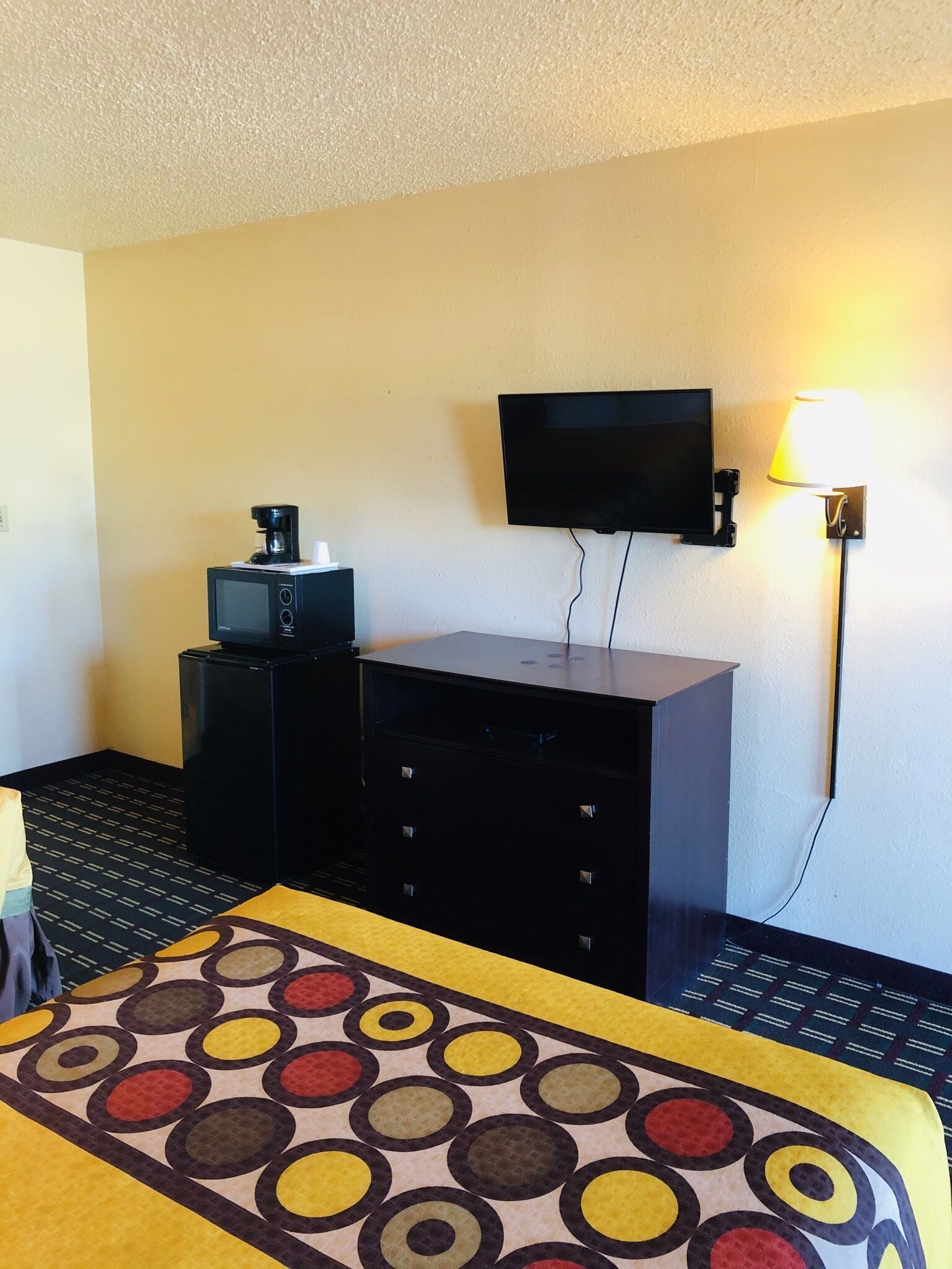 Double Room, Smoking | Living area | TV