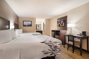 Deluxe Room, 2 Queen Beds, Non Smoking | Desk, iron/ironing board, rollaway beds, free WiFi - Red Roof Inn Baltimore South - Glen Burnie (Glen Burnie)