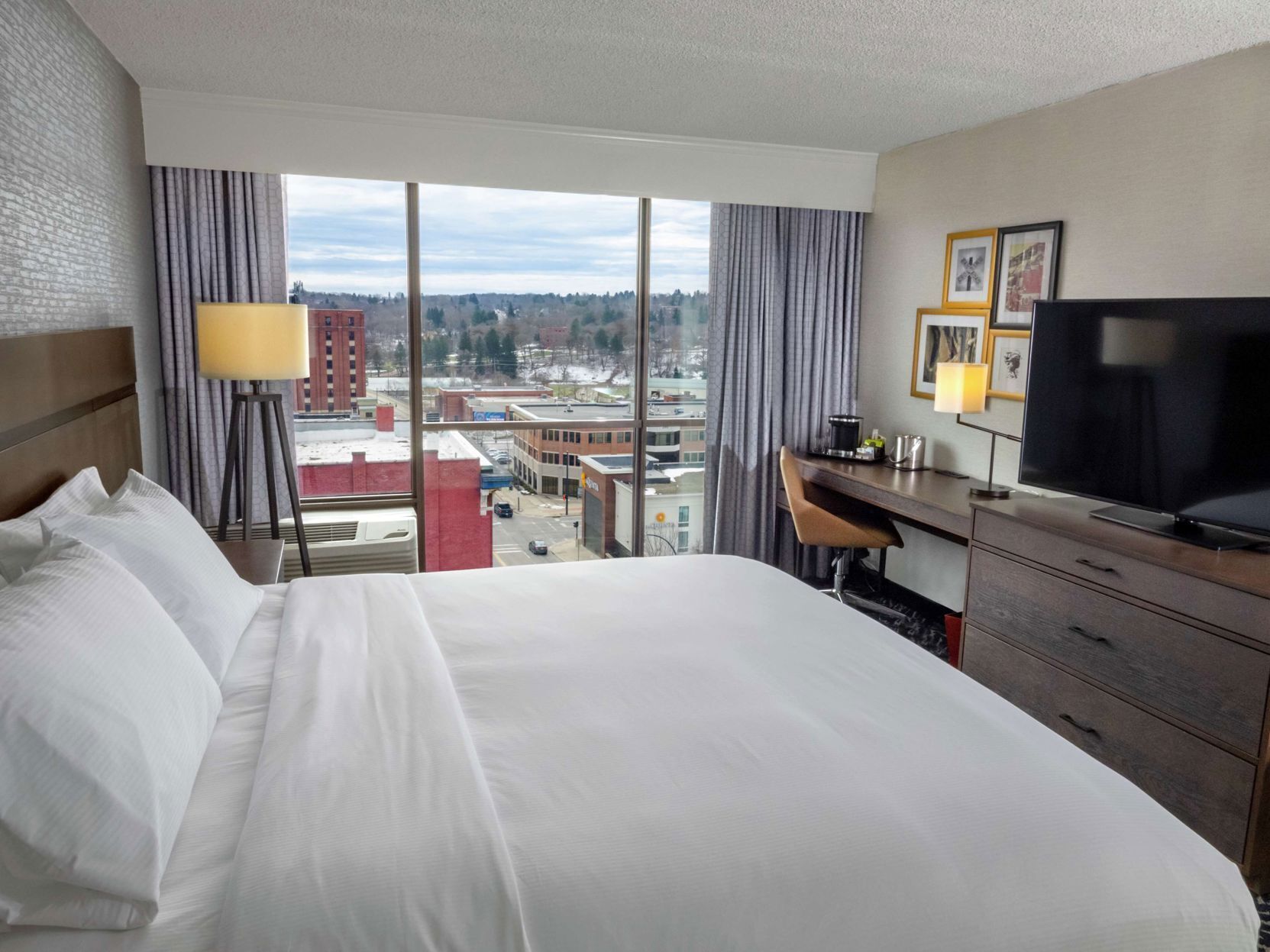 In-room safe, desk, laptop workspace, iron/ironing board