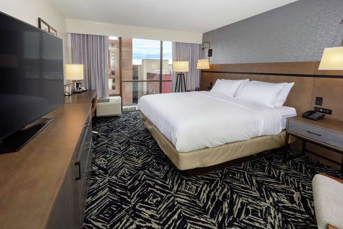 In-room safe, desk, laptop workspace, iron/ironing board