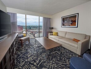 Suite, 1 King Bed