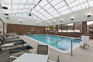 Indoor pool, pool loungers