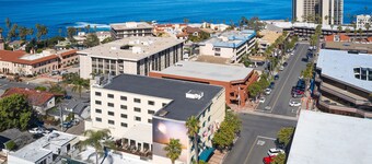 Empress Hotel of La Jolla