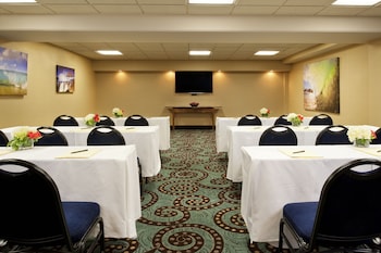 Meeting space at Empress Hotel of La Jolla