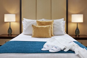 Premium bedding, pillow-top beds, in-room safe, desk