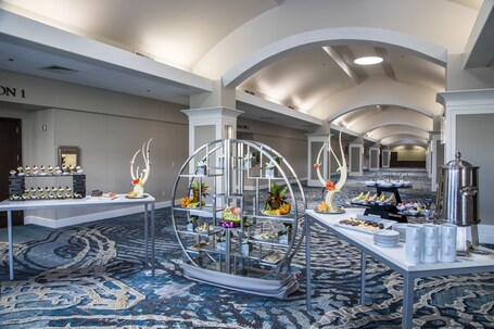Rosen Centre Hotel - Image 3