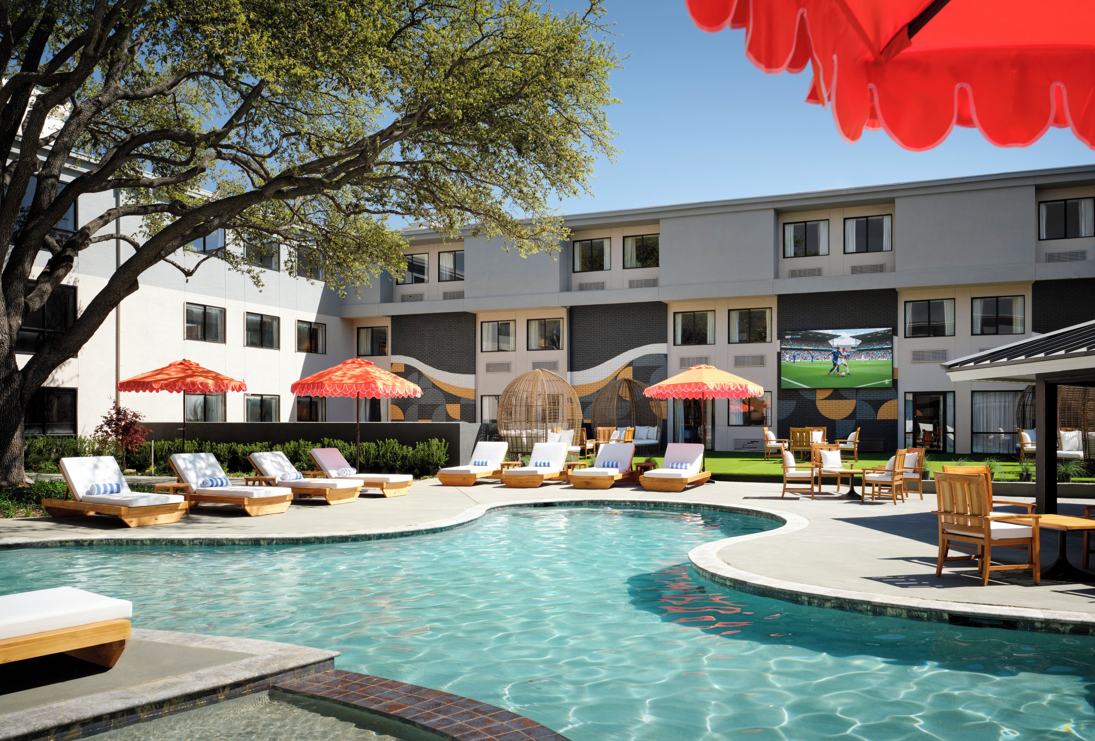 In-room safe, desk, iron/ironing board, free cots/infant beds