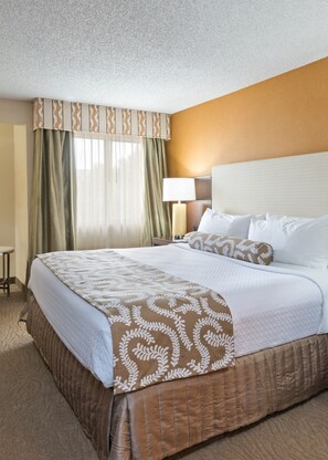 Deluxe Room, 1 King Bed, Non Smoking | View from room - Hotel Dax (Addison)