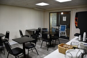 Free continental breakfast