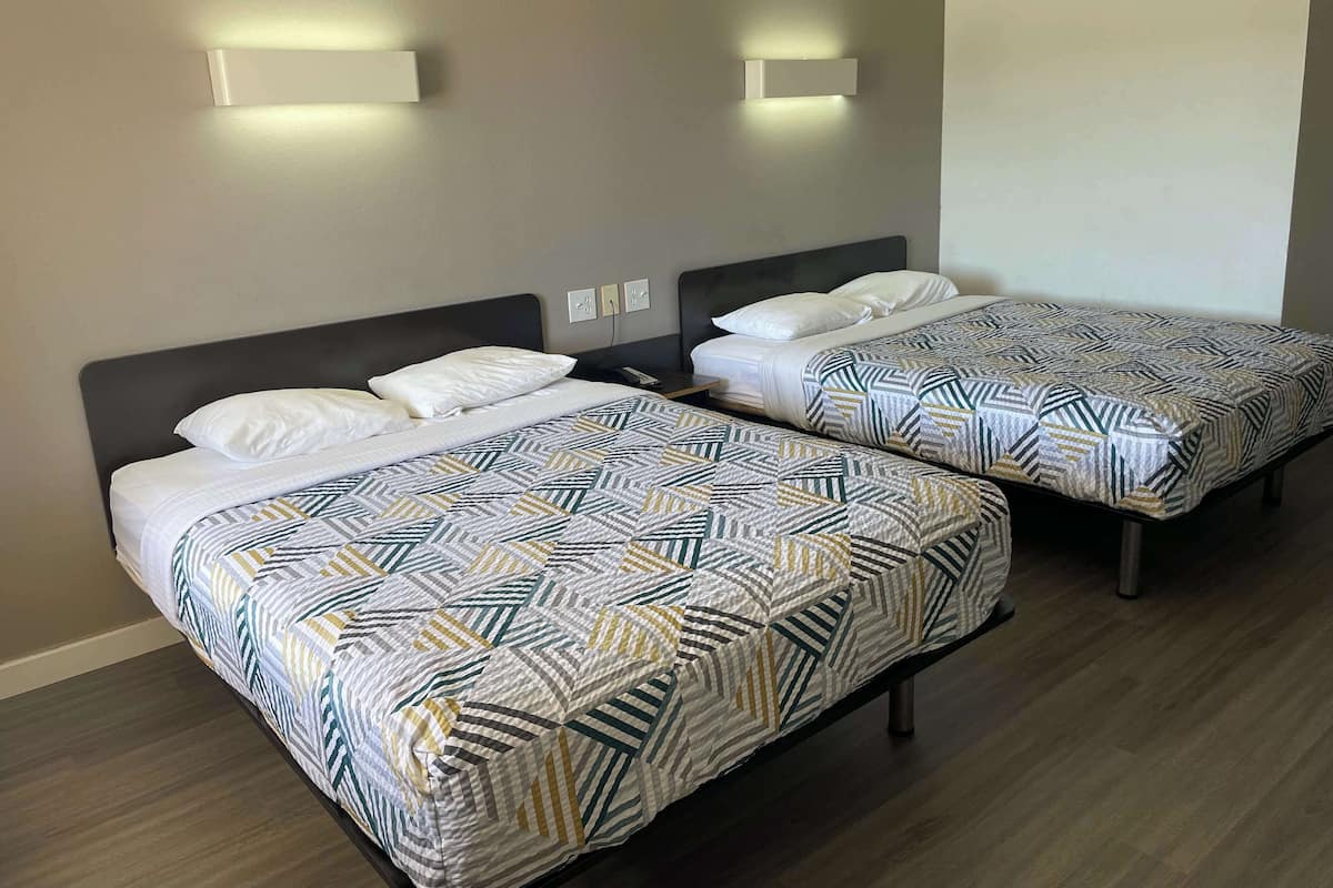 Free WiFi, bed sheets