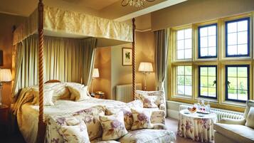Superior Double Room | Premium bedding, individually decorated, individually furnished, desk