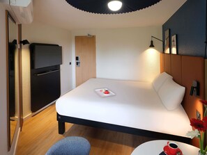 Chambre Standard, 1 lit double | Bureau, rideaux d’obscurcissement, système d’insonorisation