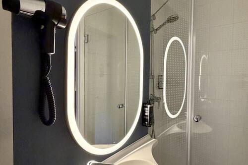 Chambre Standard, 1 lit une place | Bureau, rideaux occultants, chambres insonorisées
