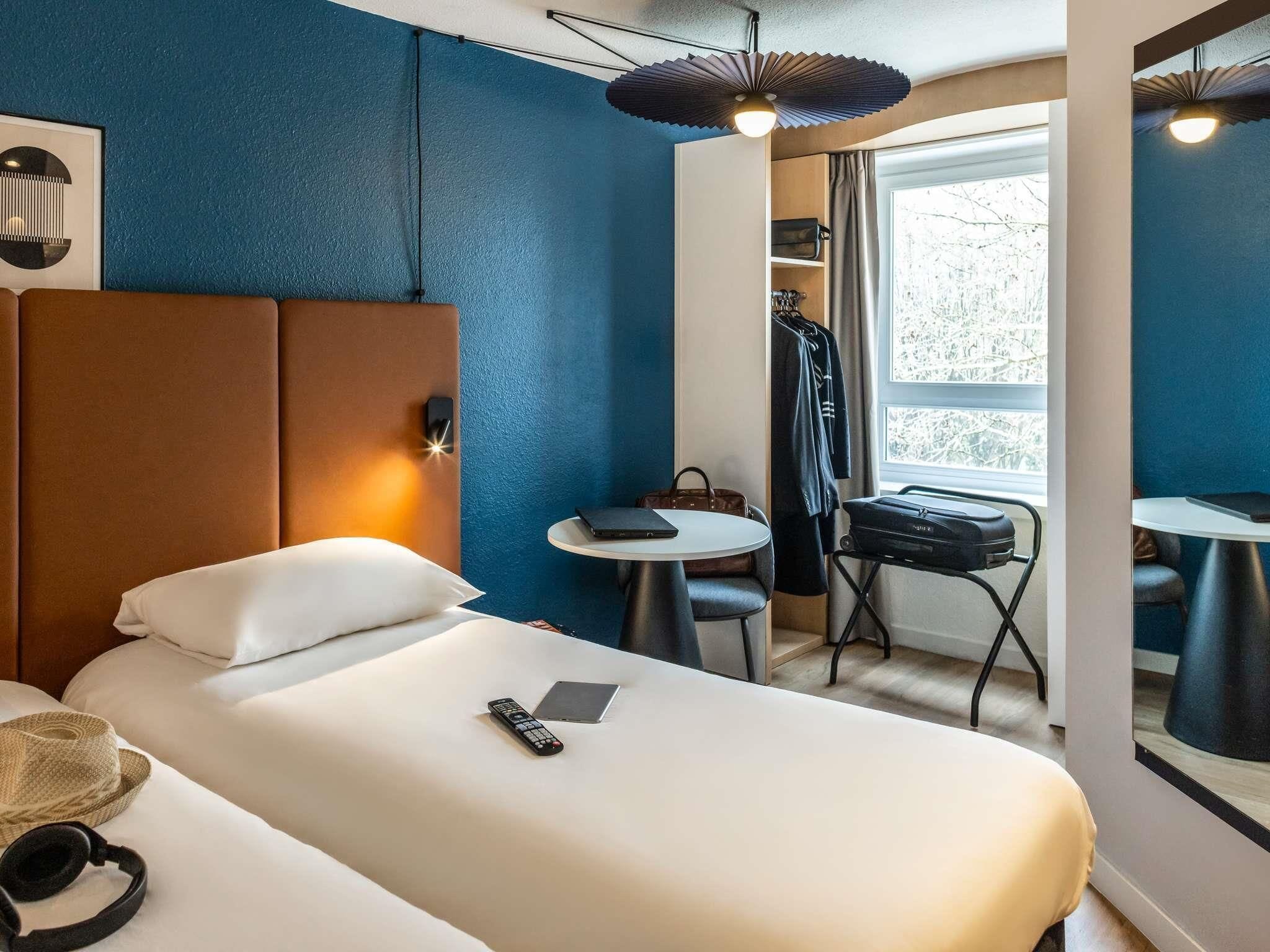 Chambre Standard, 2 lits une place | Bureau, rideaux occultants, chambres insonorisées