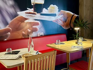 Dîner et souper servis sur place